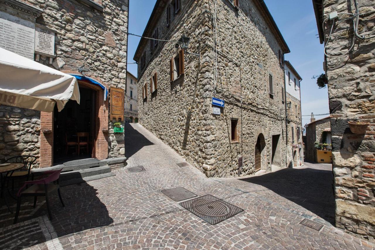 Bed & Basta Hotel Allerona Exterior foto